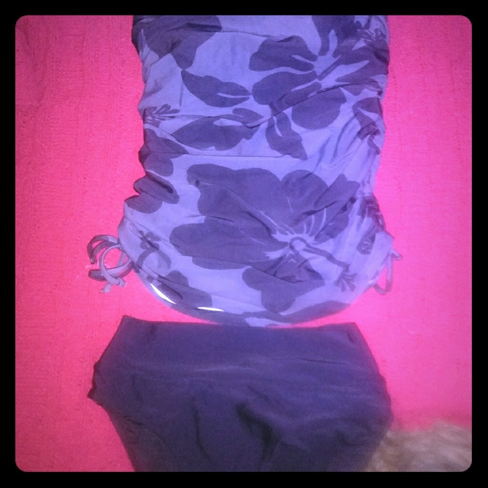 Hapari tankini top and matching bottoms.